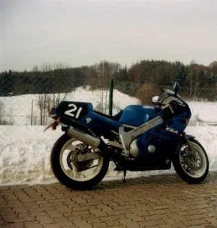 FZR
