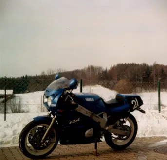 FZR